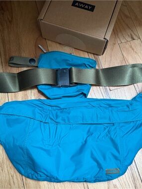 NEW Away Travel The Packable Sling Bag Teal Blue Fanny Pack Nylon Lightweight